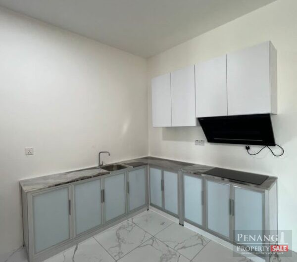 [Private Lift] Quaywest Residence, Bayan Lepas, Queenebay Area