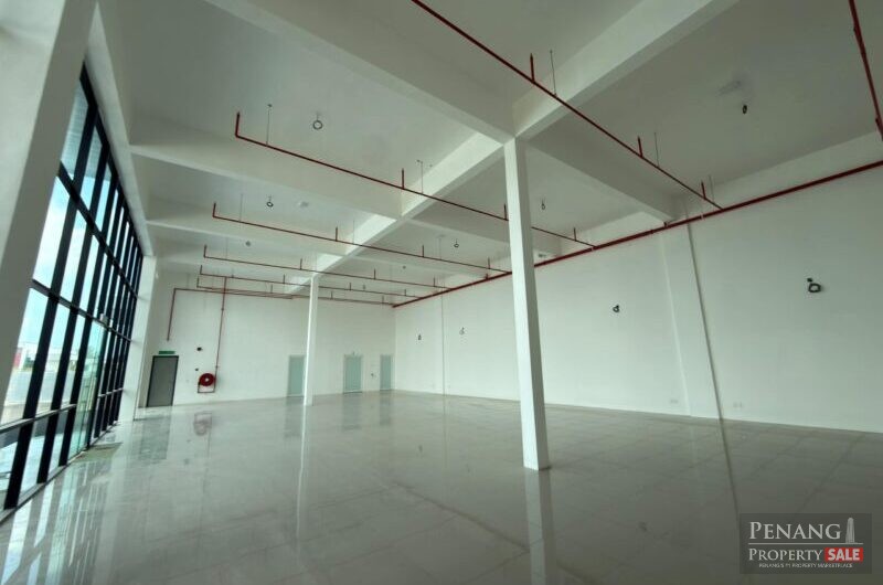 For Rent 1.5 Storey Detached Factory Valdor