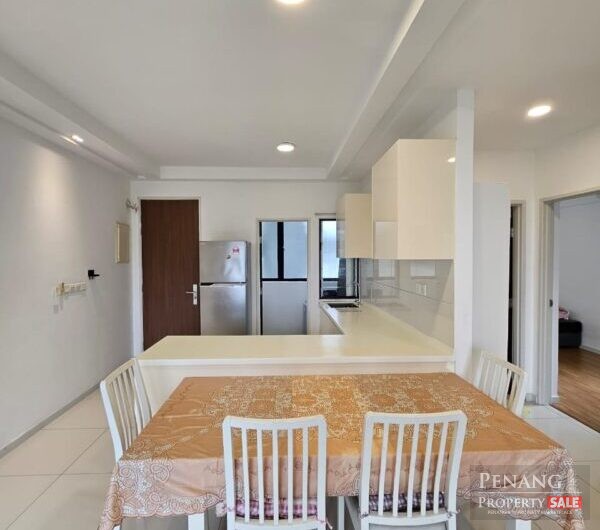 Tri Pinnacle Condo, corner uit, fully furnished