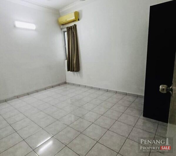 Seaview Apartment @ Karpal Singh Drive RM490K only