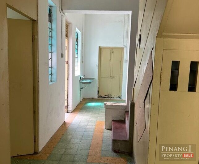 Double Storey @ Jalan Loh Boon Siew, Georgeotown