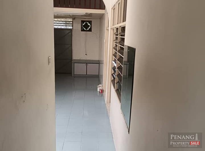 1 STOREY TERRACE HOUSE END UNIT