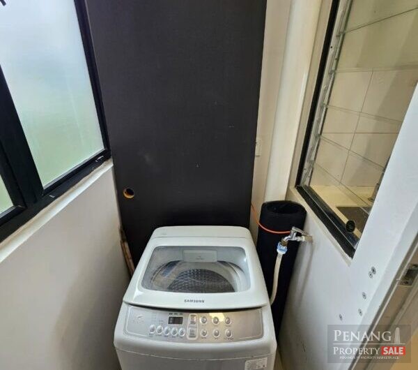 Tri Pinnacle Condo, corner uit, fully furnished