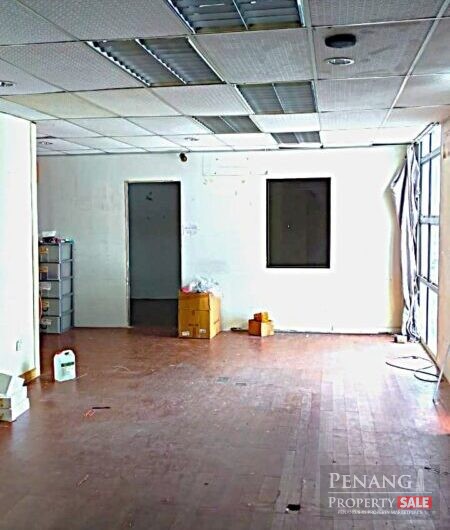 3 storey corner shoplot for rent at Perai Jaya