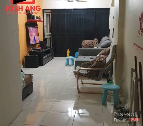 Serina Bay near Karpal Singh Drive 900sqft Fully Furnished Renovated 2 Car parks