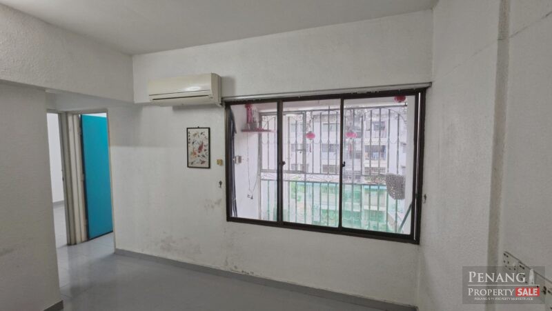 Desa Intan at Farlim, Block 7A 3 bedrooms unit 650SF FOR SALE