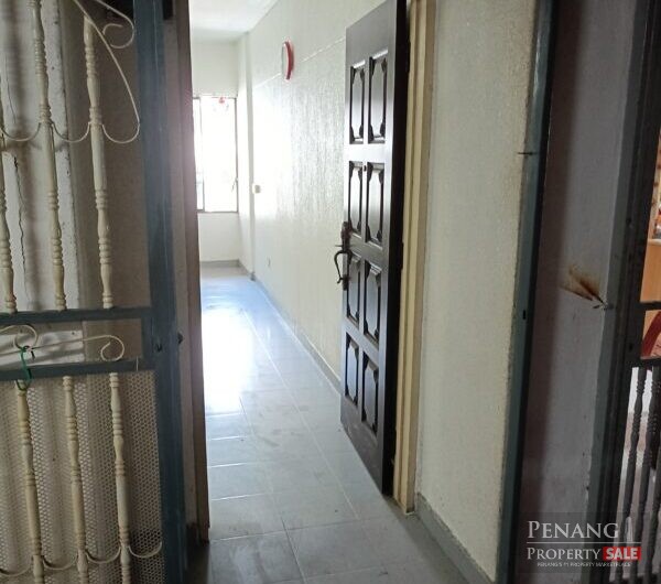 Desa Intan at Farlim, Block 7A 3 bedrooms unit 650SF FOR SALE