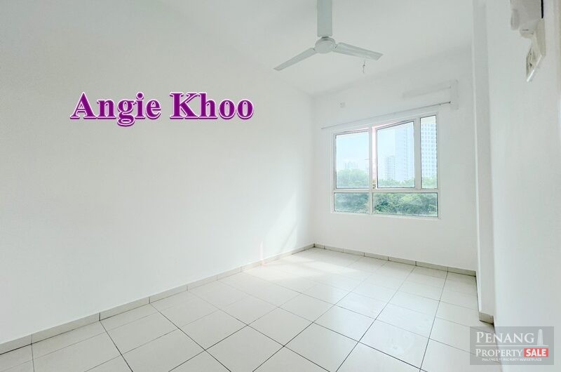 1400sqft 2 Car Park 4 Bedrooms Corner unit Fiera Vista Bayan Lepas