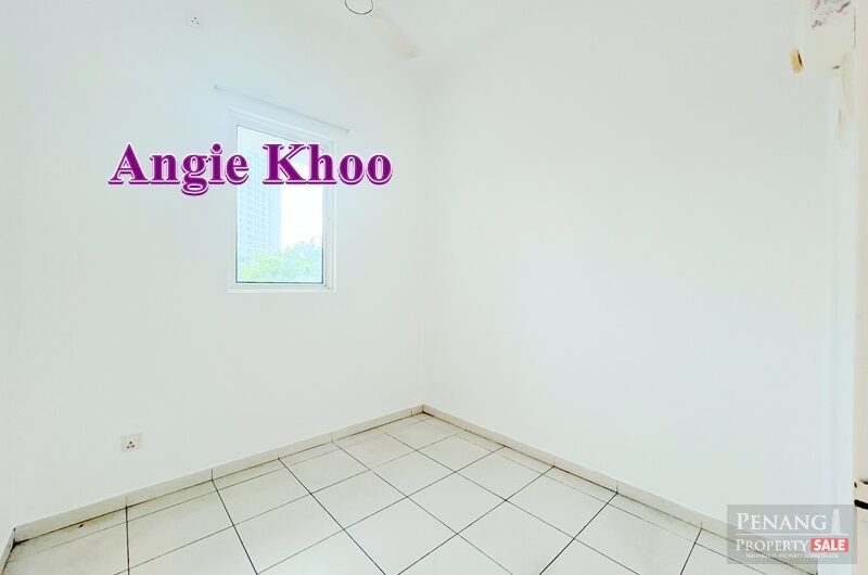 1400sqft 2 Car Park 4 Bedrooms Corner unit Fiera Vista Bayan Lepas