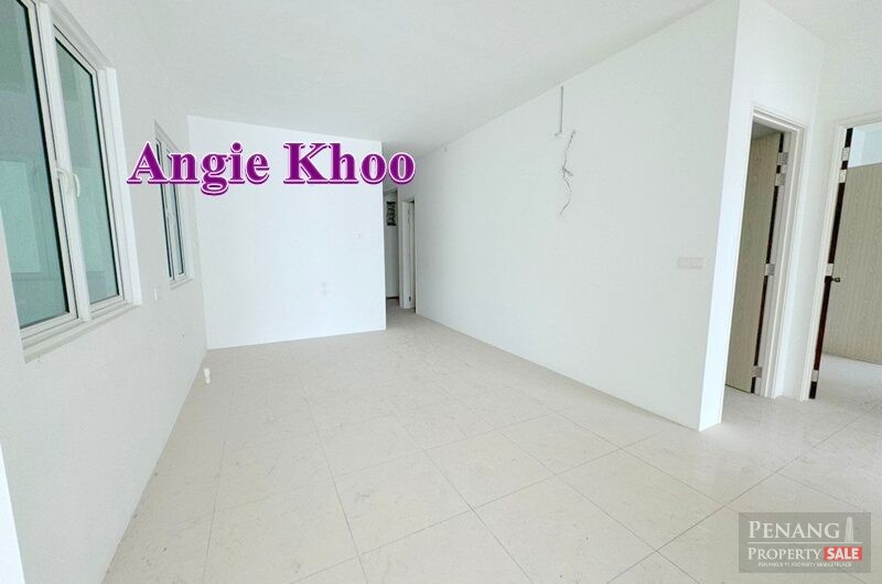 2 Car Park Side by Side Private lift Sungai Ara 1598sqft The Clovers