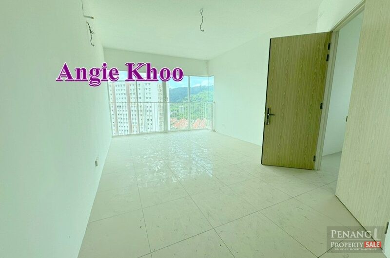 2 Car Park Side by Side Private lift Sungai Ara 1598sqft The Clovers