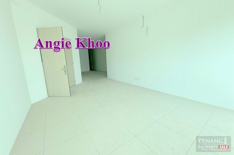 2 Car Park Side by Side Private lift Sungai Ara 1598sqft The Clovers