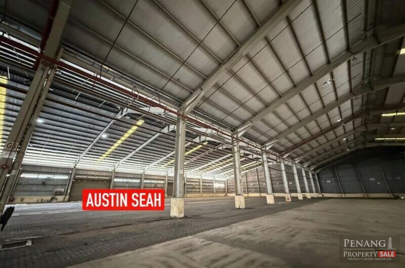 1.5 STOREY BONDED WAREHOUSE For RENT, LAND 4.59 ACRES. 24 LOADING BAYS. RARE IN MARKET