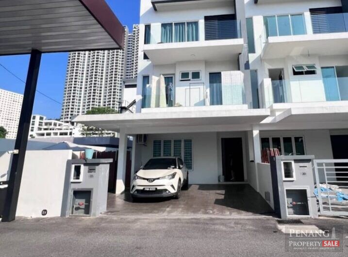 3.5 STOREY TERRACE HOUSE CORNER
