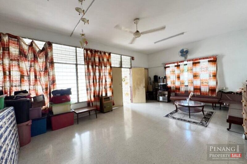 2 Storey Terrace Medan Tembaga Land 1900sf Greenlane Concrete floor