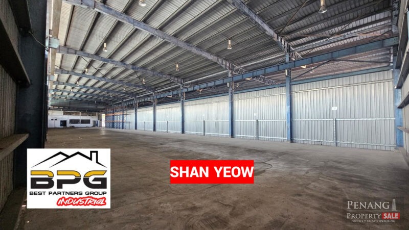 Butterworth near Mak Mandin warehouse with 3 storey office for rent!