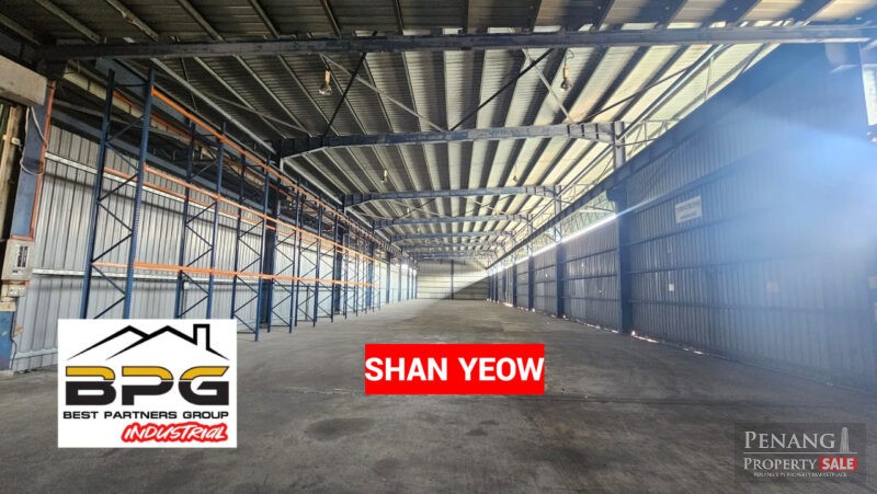 Butterworth near Mak Mandin warehouse with 3 storey office for rent!