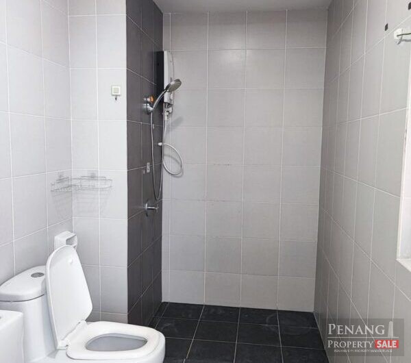 Arena Residence Bayan Baru 1250sf 2 Car Park Furnished & Renovated