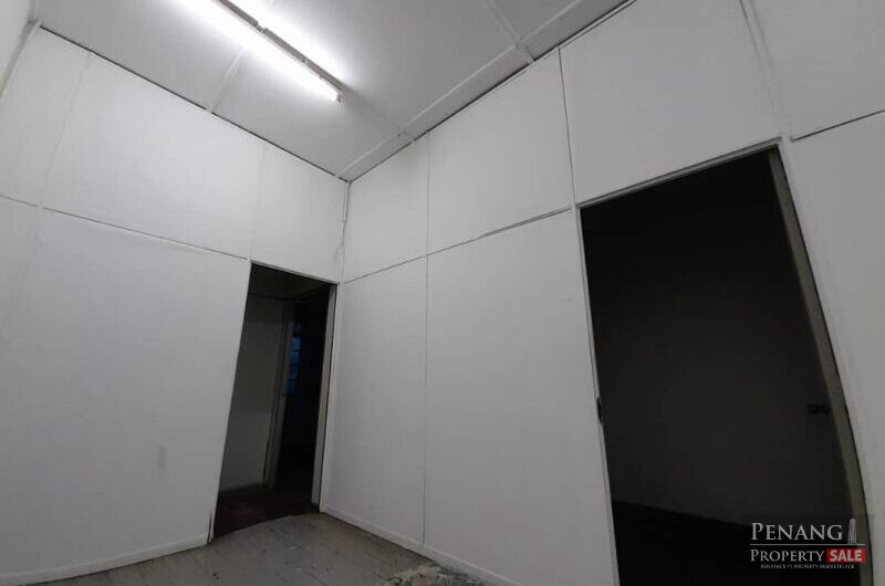 Double Storey @ Jalan Loh Boon Siew, Georgeotown