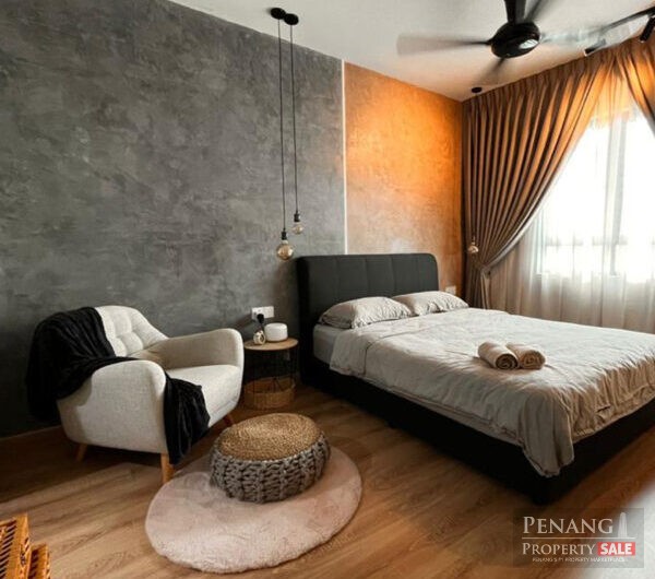 Iconic Vue –FULL ID DESIGNED Unblocked Seaview Unit for Sale!