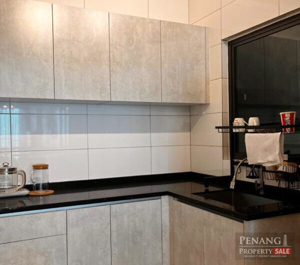 Iconic Vue –FULL ID DESIGNED Unblocked Seaview Unit for Sale!