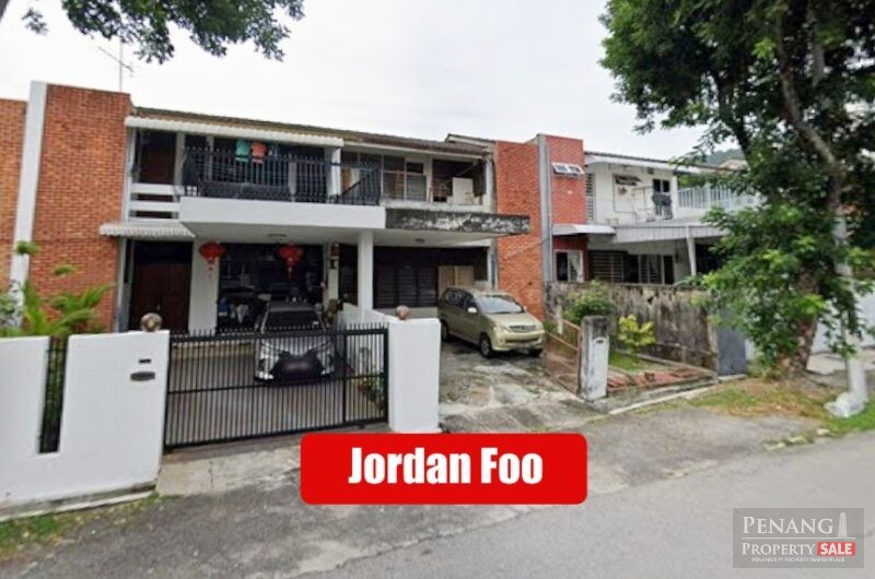 2 Storey Terrace Medan Tembaga Land 1900sf Greenlane Concrete floor