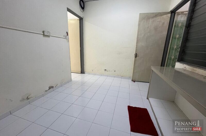 Double Storey Terrace, Jalan Delima, Island Glades, Greenlane