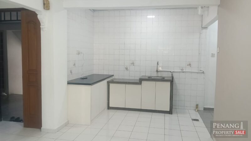 Villa Condo, Relau