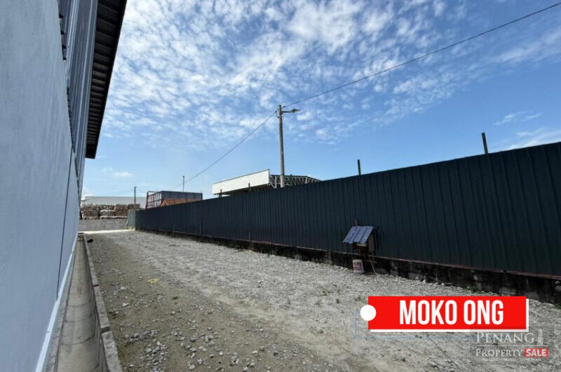2 Adjoining 1.5 sty Factory / Warehouse Simpang Ampat Tasek