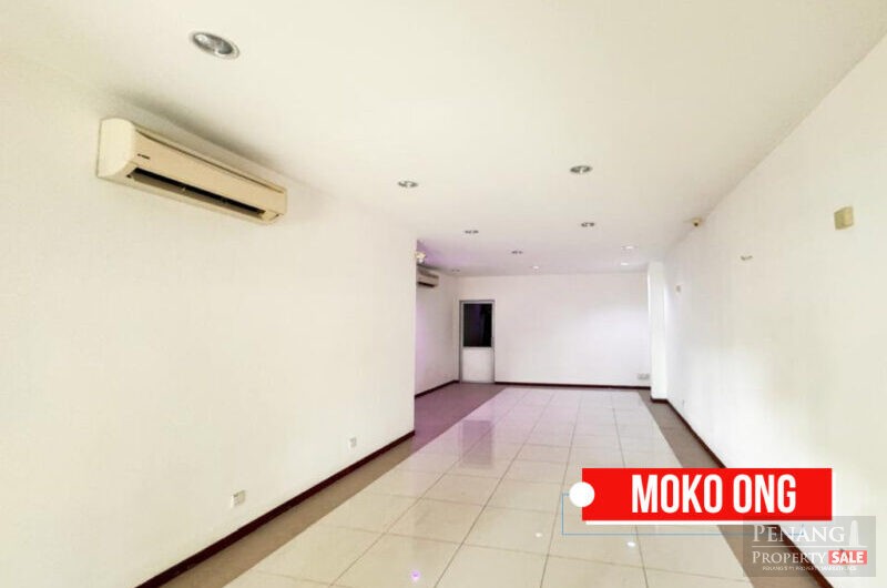 Jelutong 3 Storeys Shoplot For Sale Facing Main Road