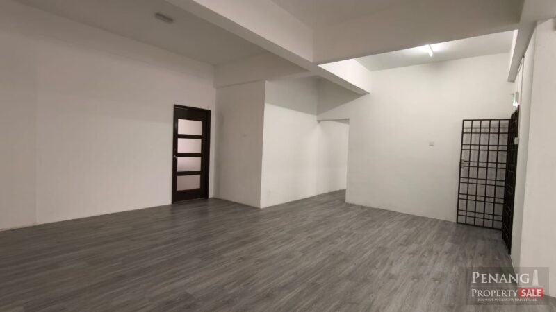 FOR RENT | Relau Walk-Up Shop Lot