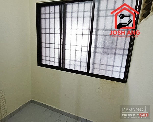 Vistaria in Sungai ara 1050sqft Bare Unit Renovated Well Maintained Unit