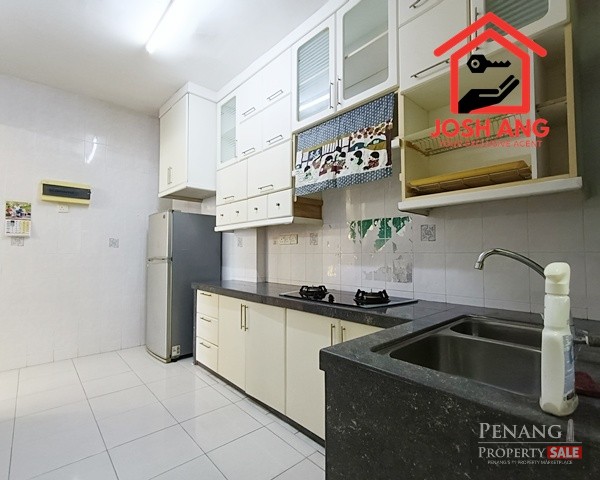 Vistaria in Sungai ara 1050sqft Bare Unit Renovated Well Maintained Unit