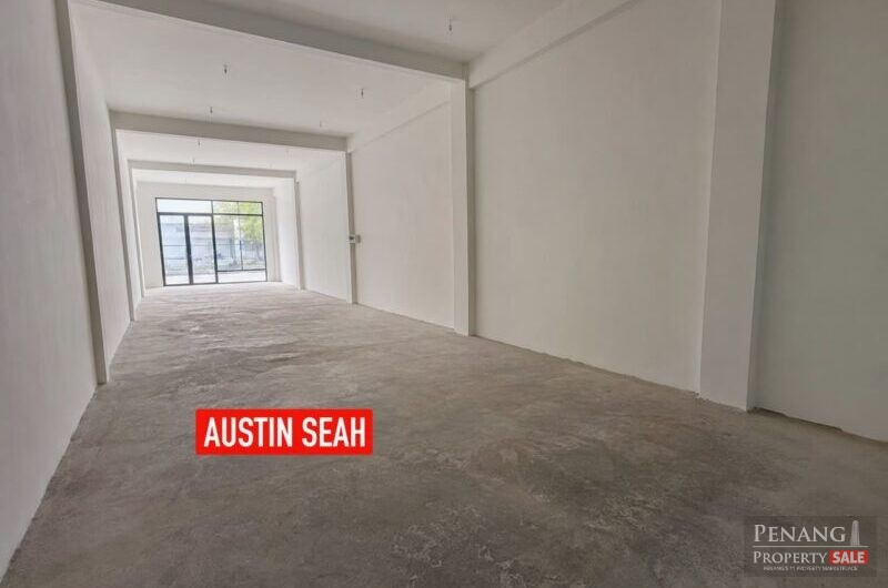 KRYSTAL POINT MAINROAD GROUND FLOOR SHOPLOT For RENT, HIGH VISIBILITY.