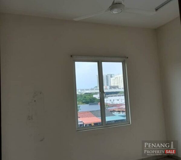Lorong Mahsuri Bayan Baru 3 storey Terrace