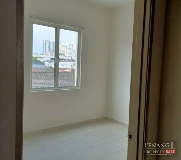 Lorong Mahsuri Bayan Baru 3 storey Terrace