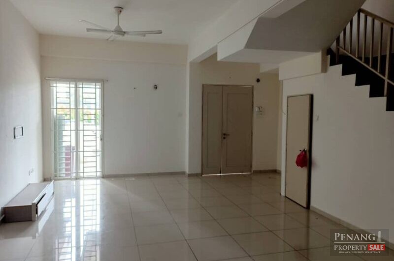 Lorong Mahsuri Bayan Baru 3 storey Terrace