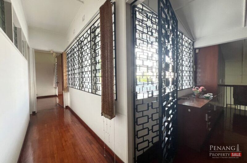 Codrington Avenue Bungalow , Pulau Tikus