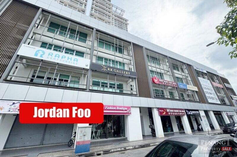 2 Storey Shop Sandiland Cloud 9 Georgetown Freehold Face main road with lift