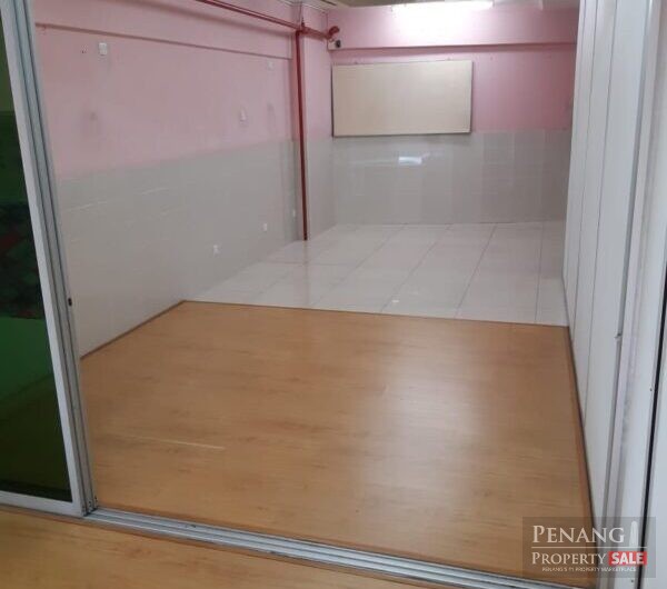 The CEO 1.5 Sty Shop Renovated Facing Kayu Bayan Lepas Bukit Jambul 1100sf