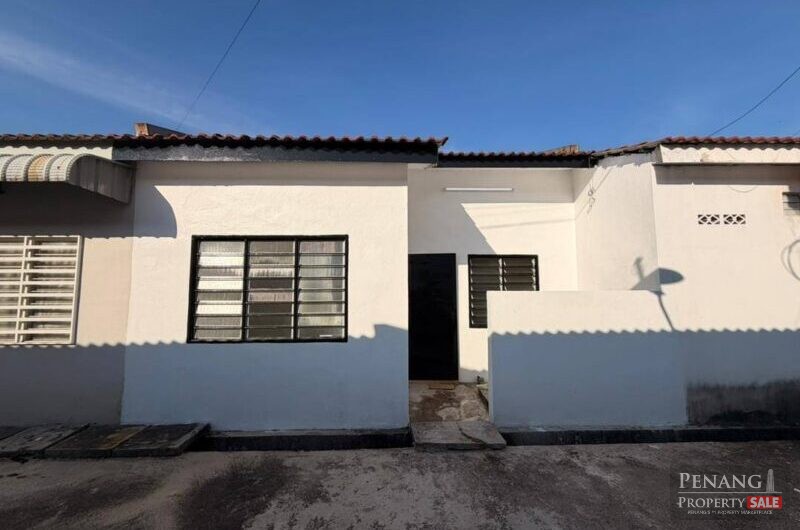 Rumah Baru Reno, Taman Halaman Indah, Jawi
