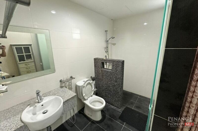 Platino Condominium, Gelugor Egate