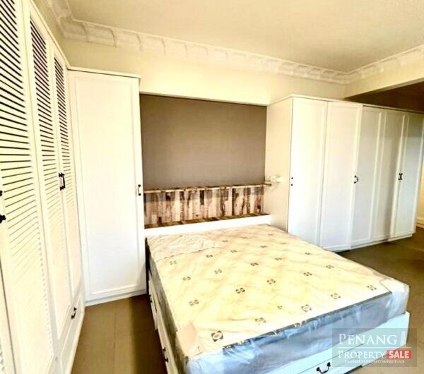 Platino Condominium, Gelugor Egate