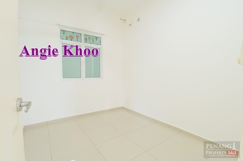1100sqft Bayan Lepas Summerskye Residence Airport & bridge view