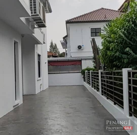 For Sale 2.5 Storey Bungalow at Taman Bukit Juru( Juru Height) Simpang Ampat 14100 Pulau Pinang