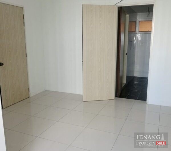 Exclusive Lift Access To The Unit, Unrenovated State