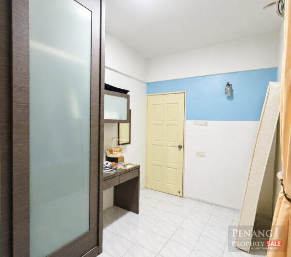 Halaman Kristal Jelutong 2 Car Park Good conditions High Floor