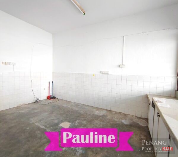 [ 2-Stry Terrace House ] Greenlane 4 Rooms Original Spacious Back Yard