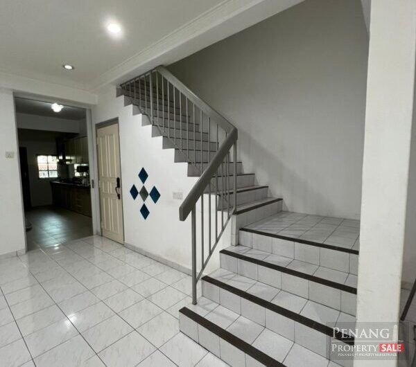 Taman Tunas Muda Townhouse , Persiaran Bayan Sungai Ara