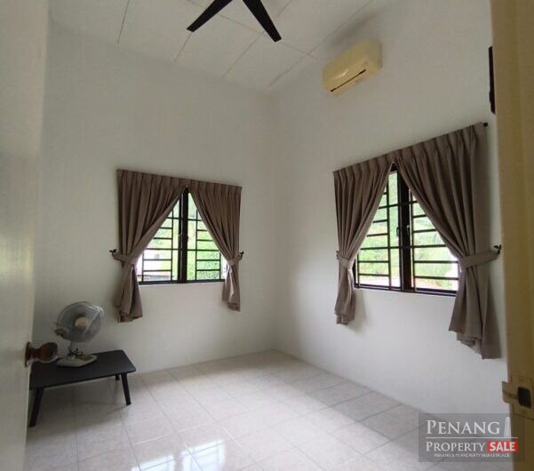 Gertak Sanggul, Penang Bungalow
